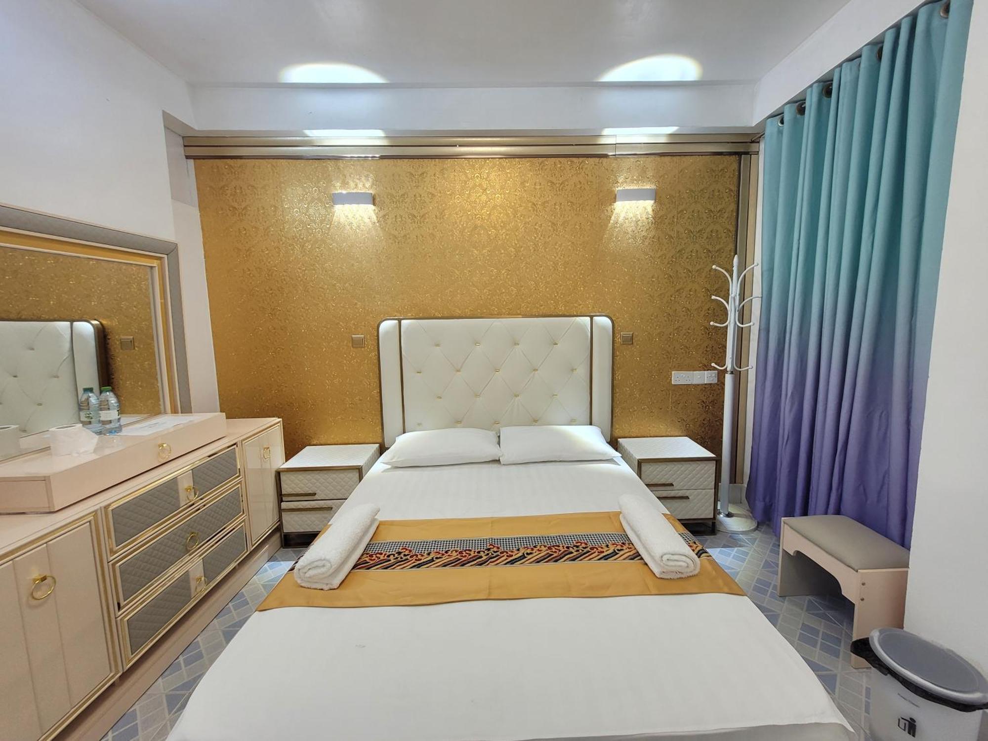 Ferienwohnung Ontrack Travel Malé Exterior foto